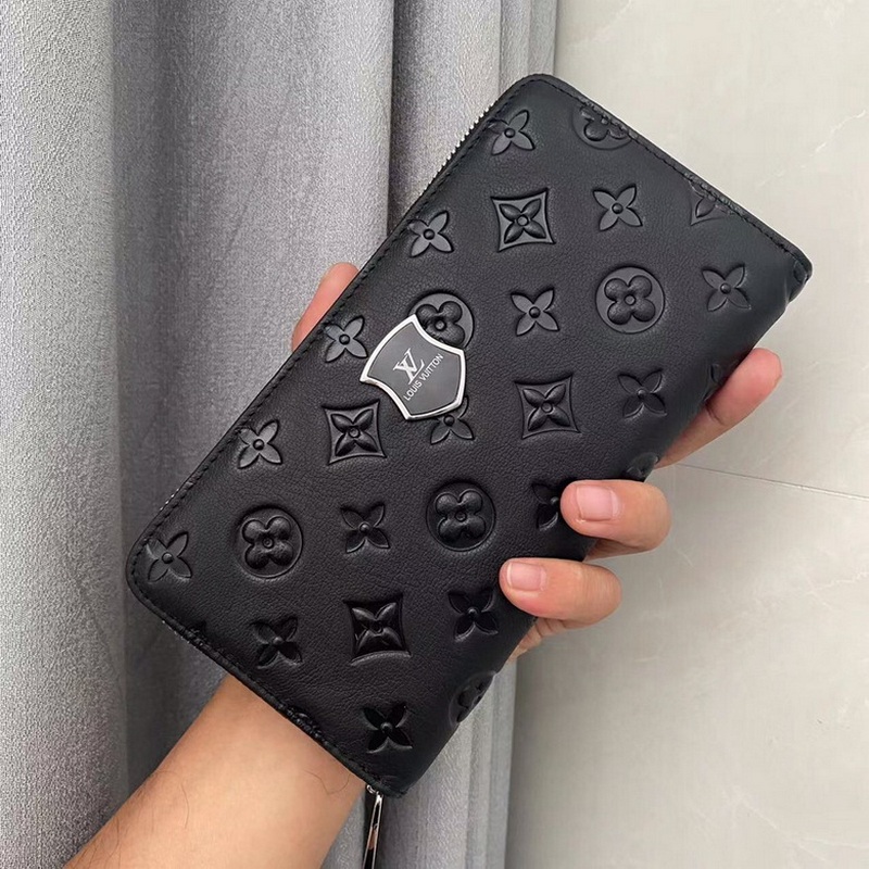 LV Wallets 212